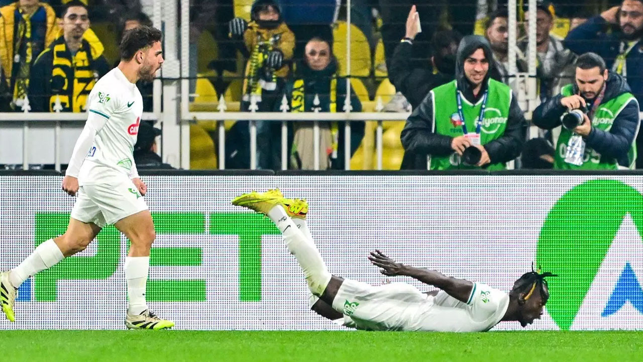 Fenerbahçe'nin "uzatma" çilesi bitmek bilmiyor!