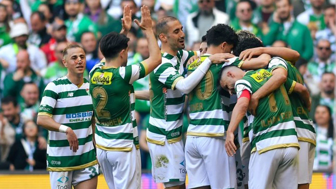 Bursaspor 1. Lig'e yükseldi