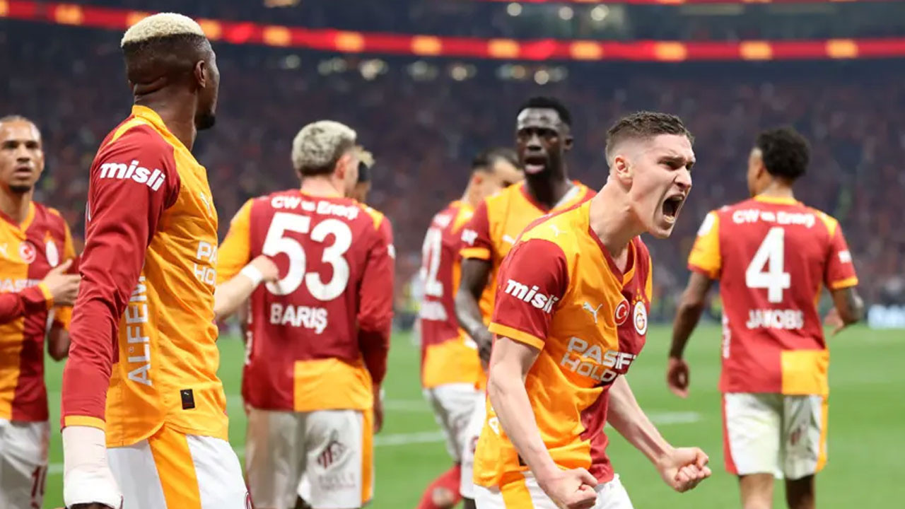 Fenerbahçe maçı bitti, Galatasaray'dan göndermeler üst üste geldi. "Uykusuz her gece"