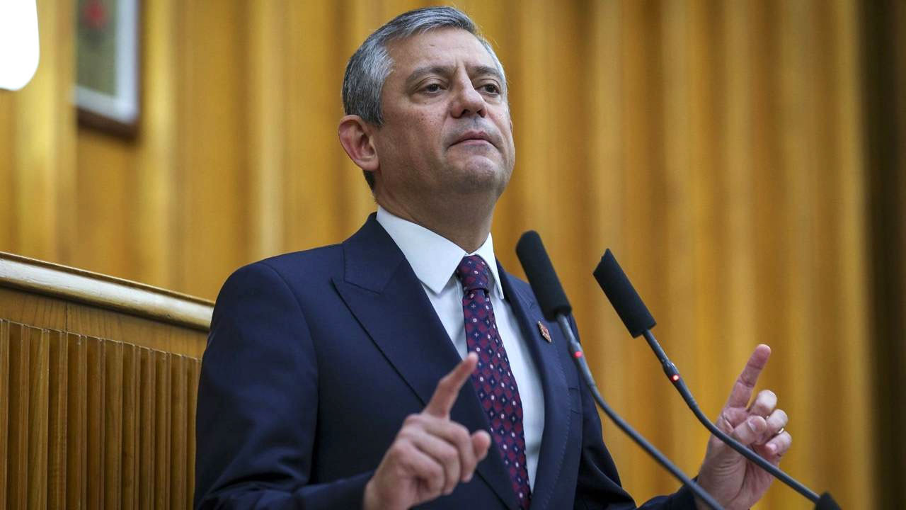 Özgür Özel, Journal of Democracy'e yazdı: Türkiye'nin Demokrasisi