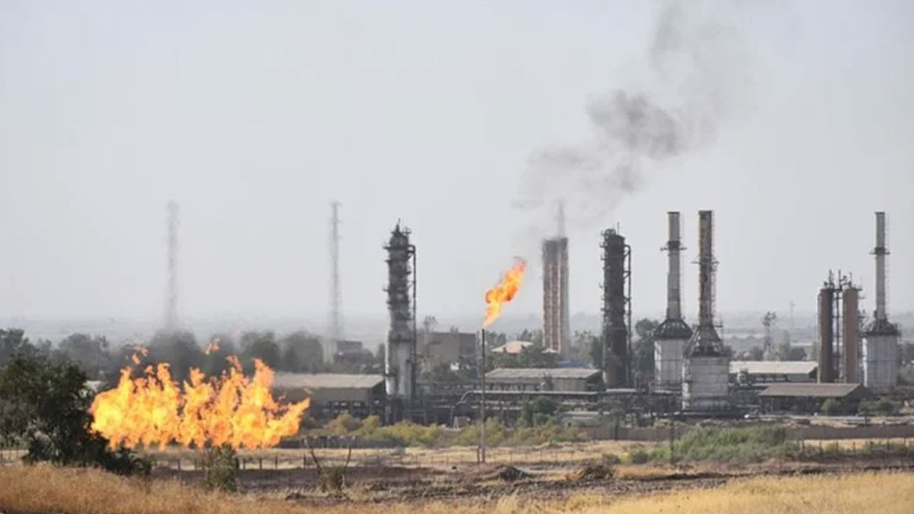 Irak, Suriye’ye ham petrol ihracatına başladı