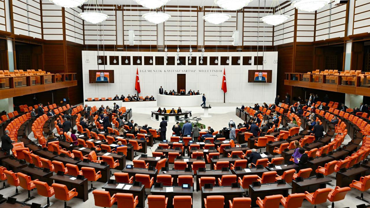Meclis raporunda "akran zorbalığı" uyarısı
