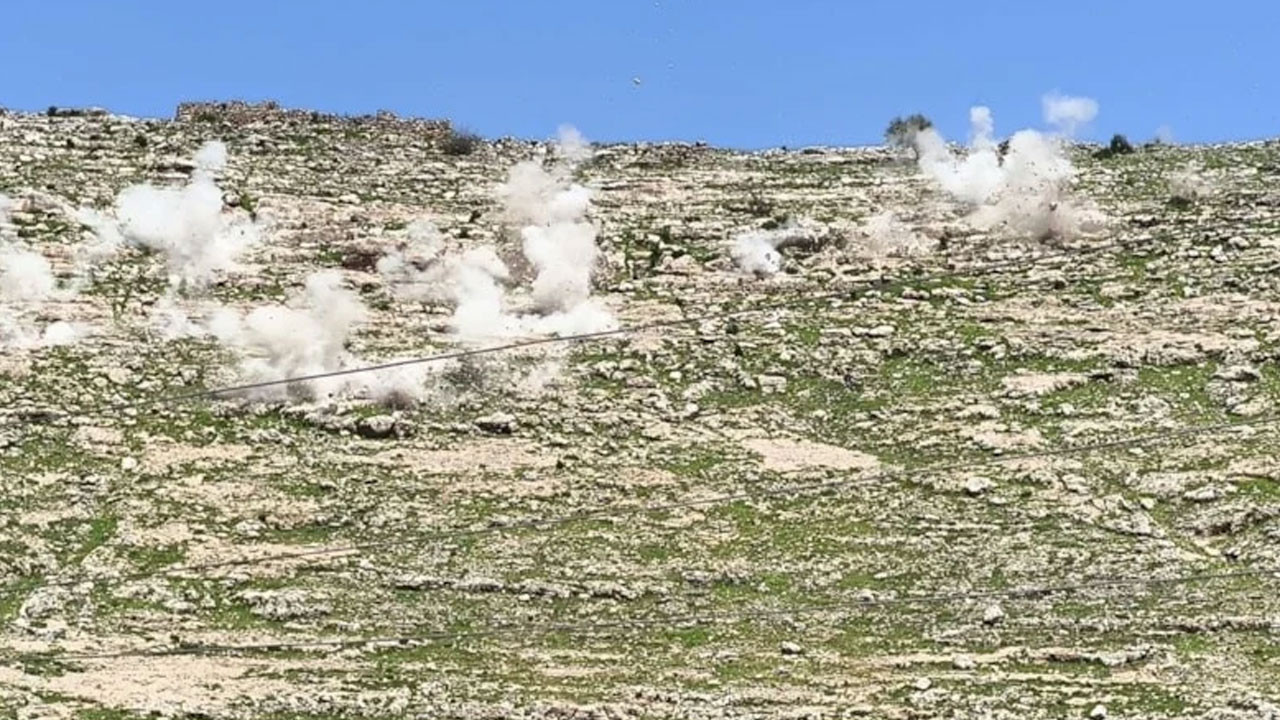 Şırnak’ta riskli kayalar kontrollü patlatıldı