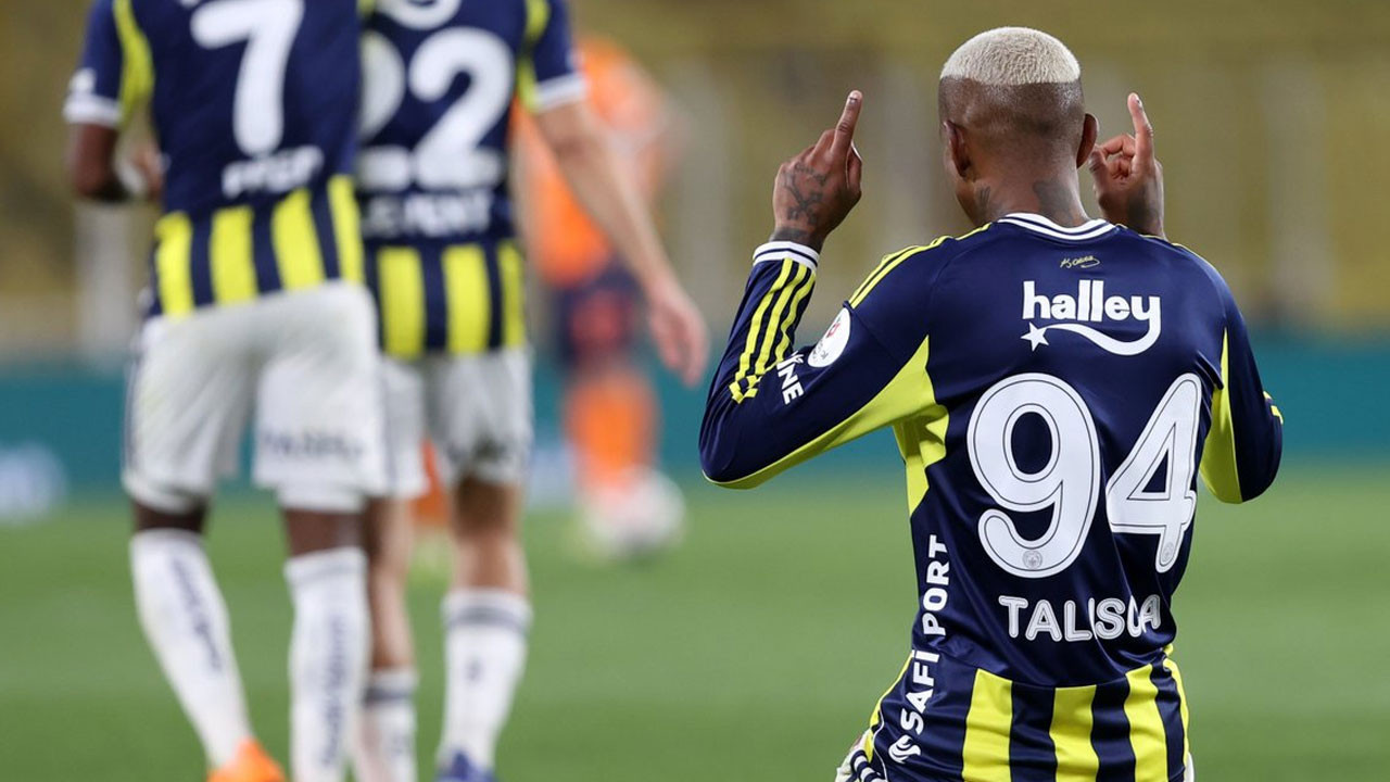 Fenerbahçe, Başakşehir'i üç golle geçti