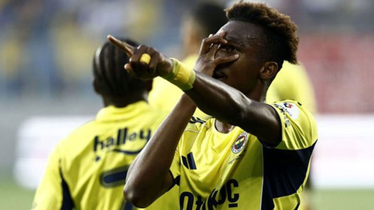 Fenerbahçe'ye bir kötü haber daha! Yıldız isim ameliyat olacak