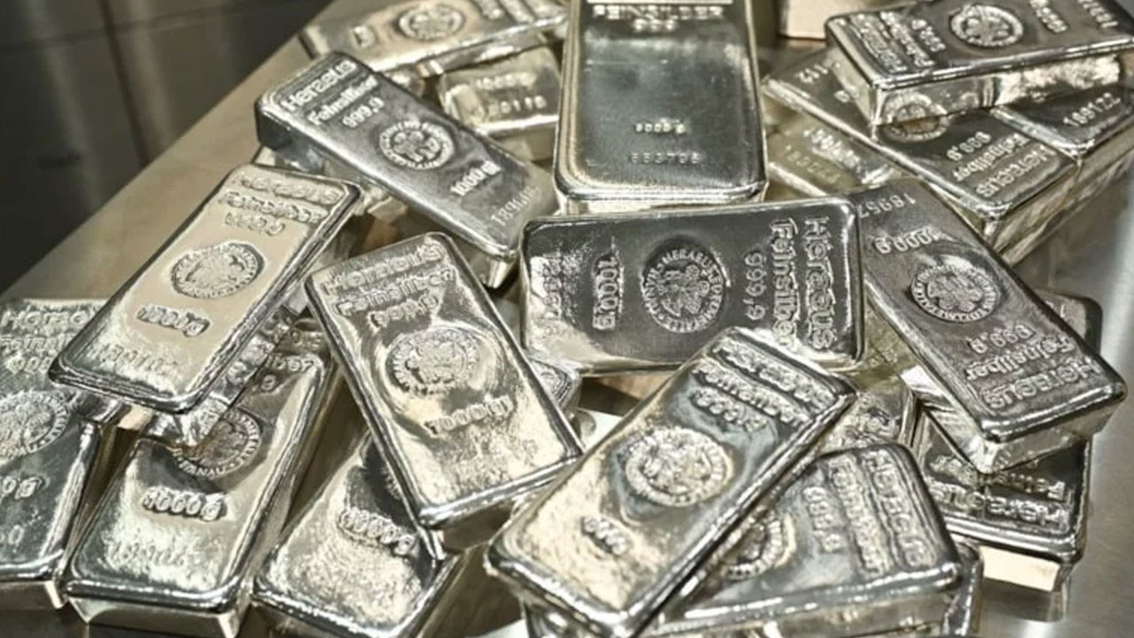 Gümüşte 8 yılın zirvesi: Çin iki ayda 790 ton gümüş çekti