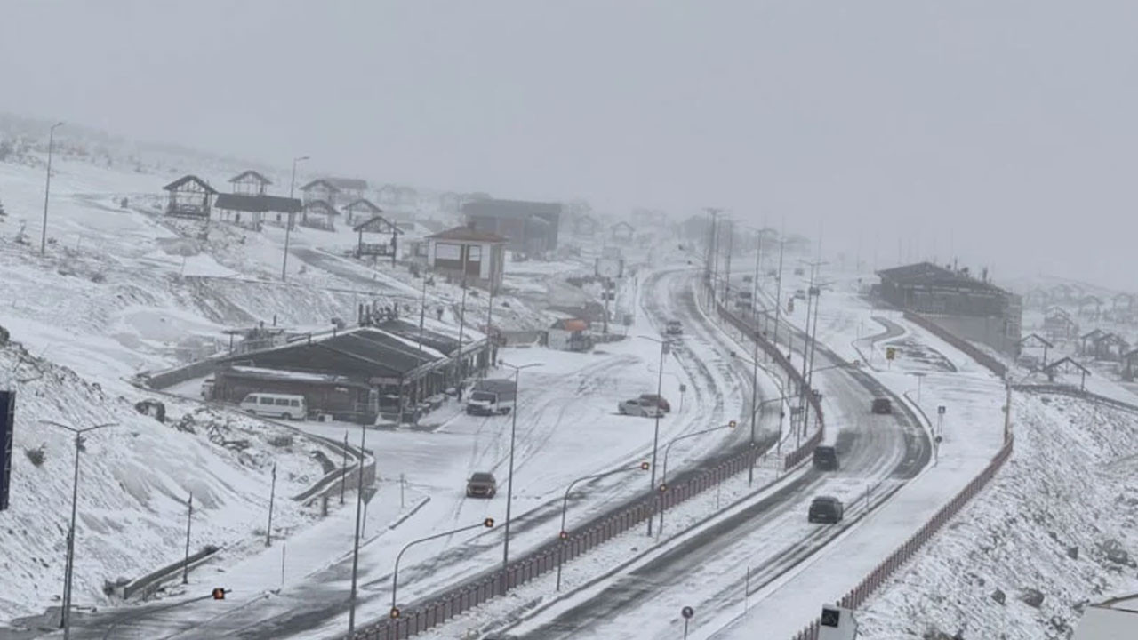 Erciyes'te rekor sezon: 3,3 milyon ziyaretçiyle Mayıs'ta bile kayak keyfi