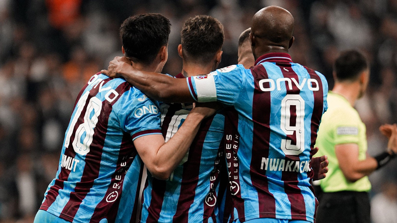 Trabzonspor, Beşiktaş'ı devirdi
