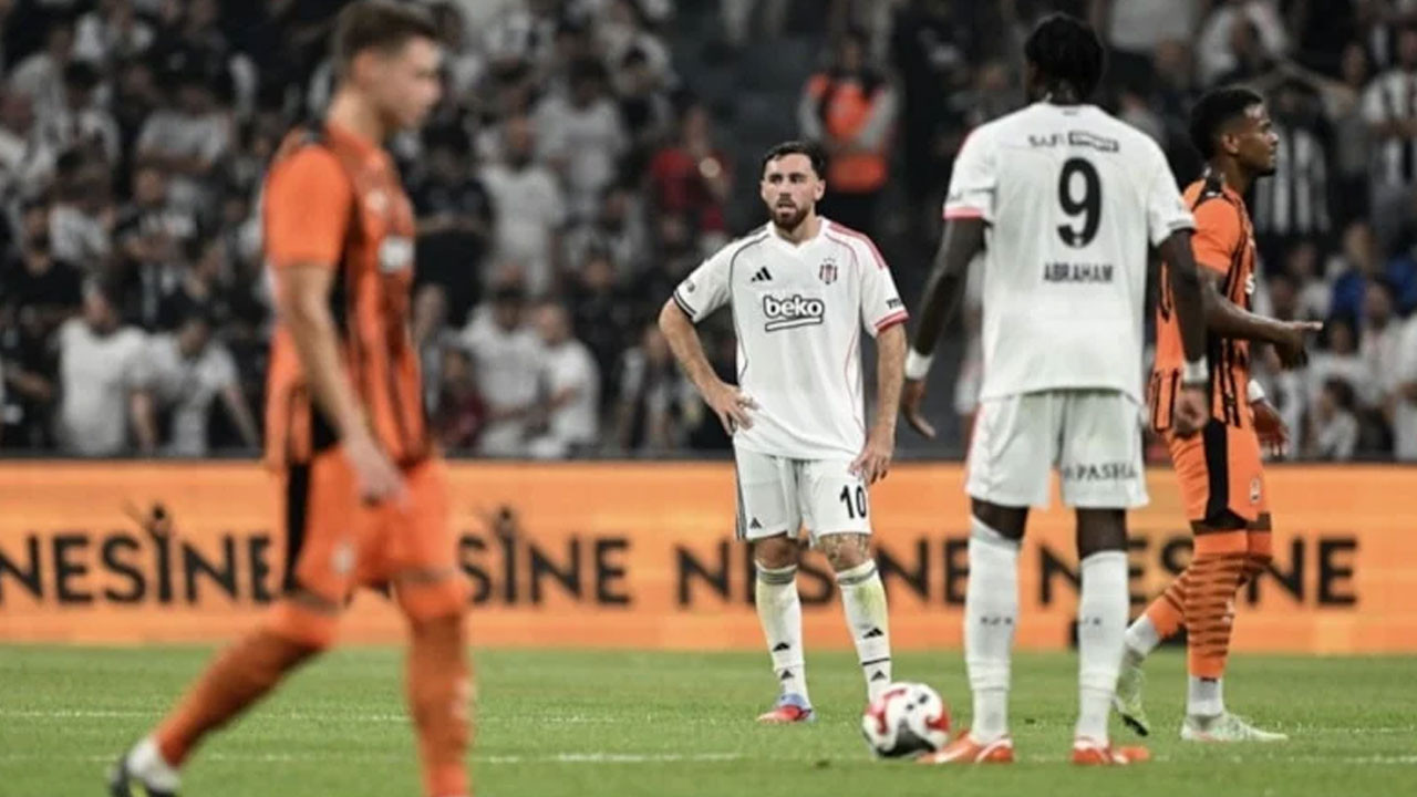 Beşiktaş sezonu hayal kırıklığıyla kapattı
