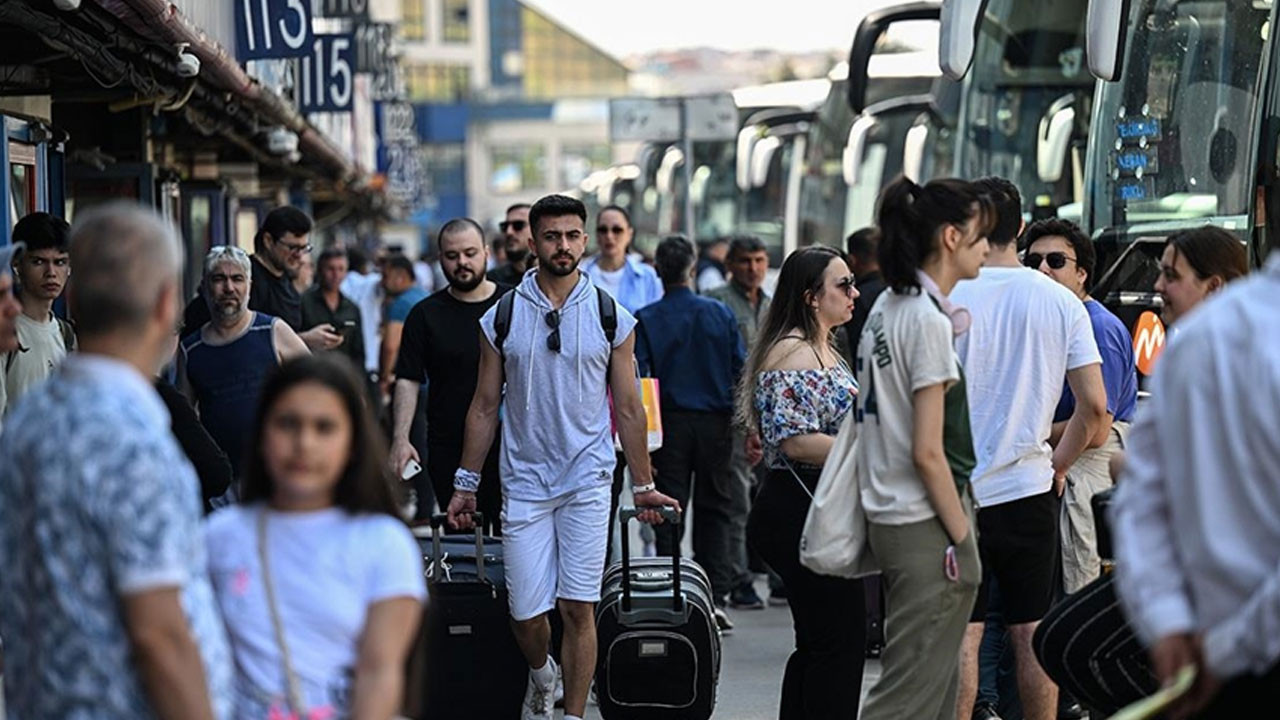 Otogarlarda Kurban Bayramı yoğunluğu başladı: Ek seferler devreye alındı