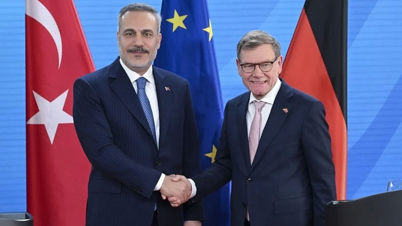 Almanya Dışişleri Bakanı: Türkiye çatışma bölgeleri üzerinde önemli etkiye sahip