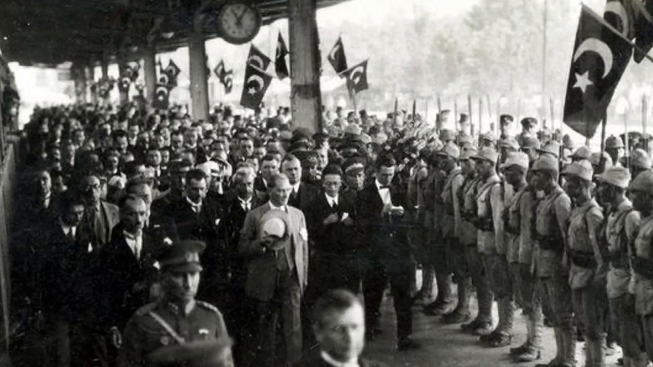Siyasi isimlerden 19 Mayıs mesajları: İstiklal meşalesi 107 yıldır yanıyor