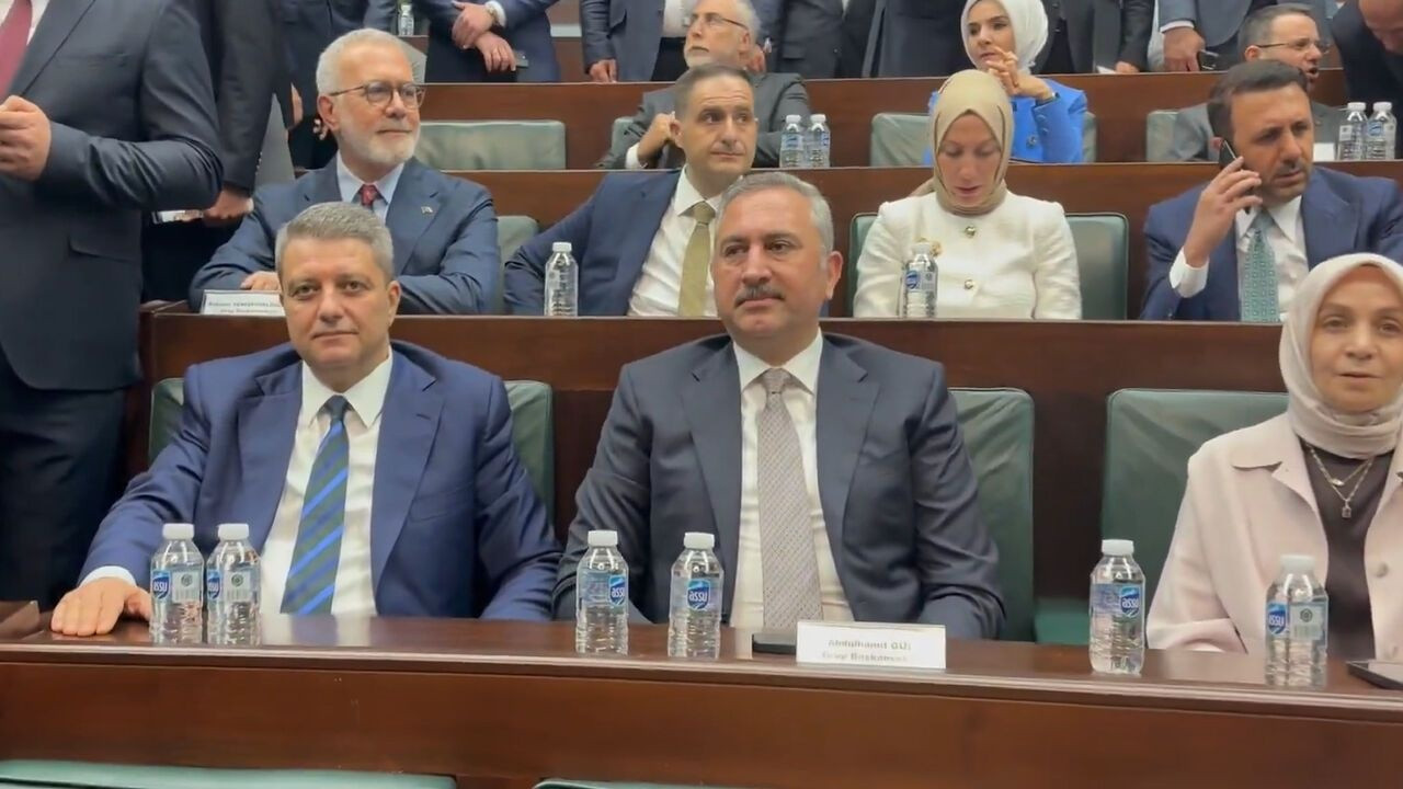 İYİ Parti'den istifa etmişti: İstanbul Milletvekili Ersin Beyaz AK Parti'ye katıldı