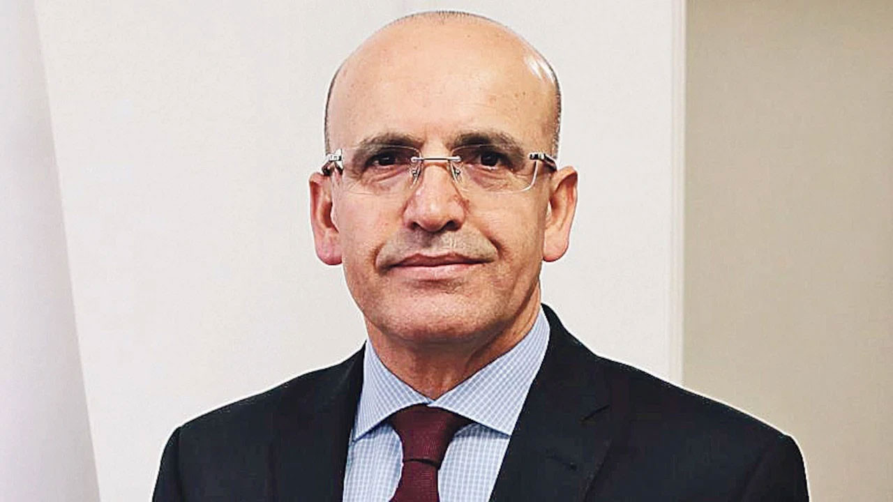 Mehmet Şimşek: Yenilenebilir enerji yatırımlarına 400 milyon euro destek