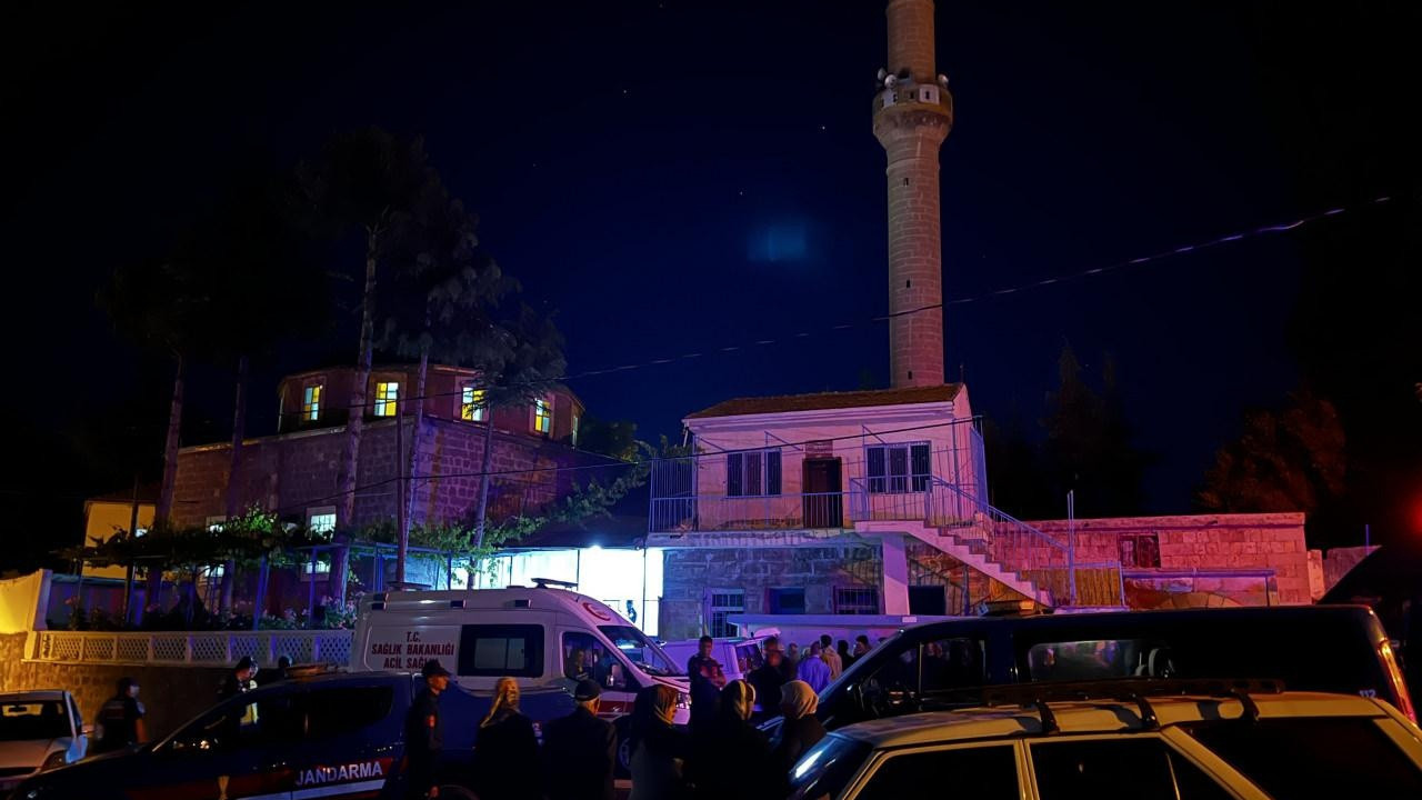 Namaza gelen cemaate alçak saldırı: 2 vatandaş canice öldürüldü