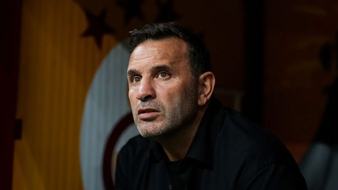 Galatasaray'da 4 isme veto! Okan Buruk lisanslarını çıkarmadı
