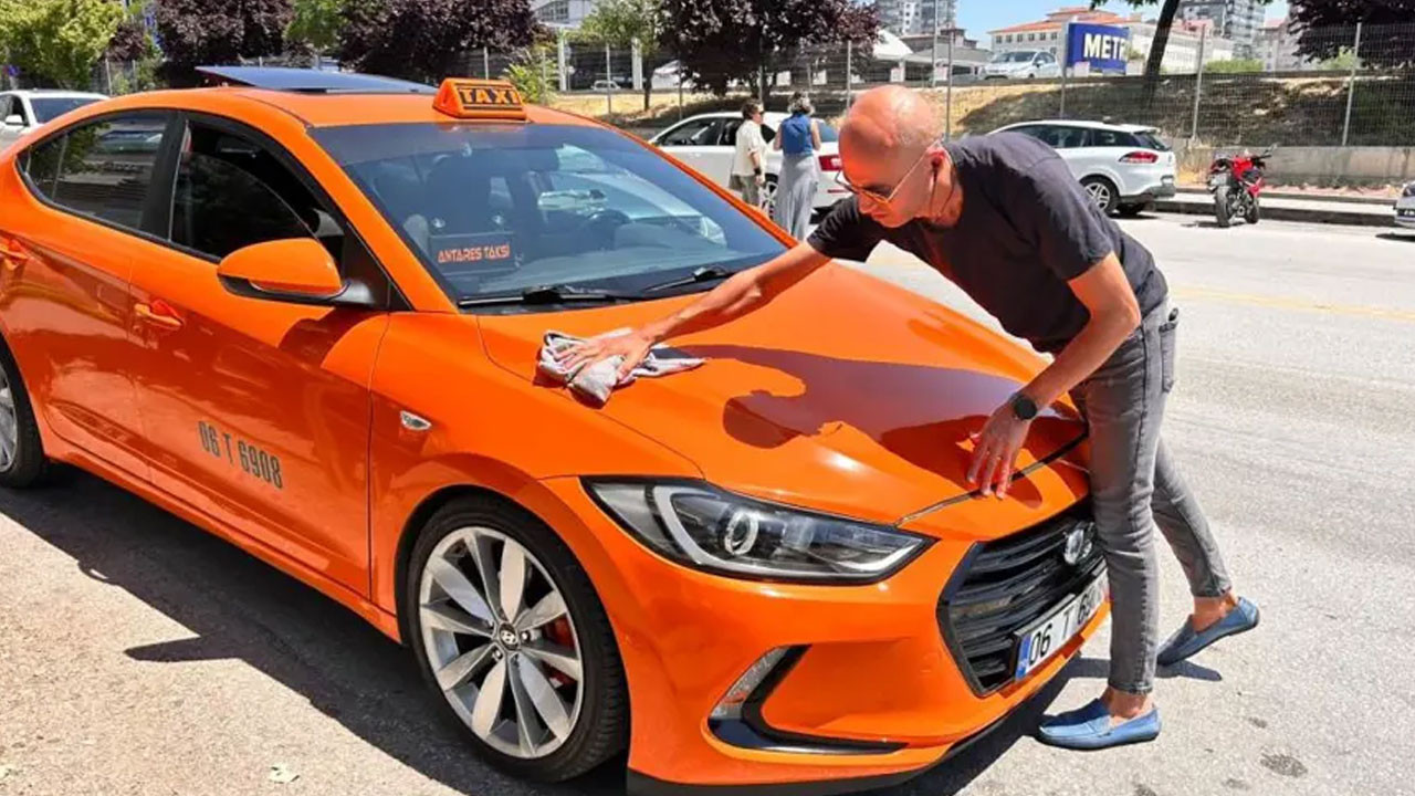 Yolcu "Giresun" deyince taksici cadde sandı, hatıra için taksimetrenin fotoğrafını çekti