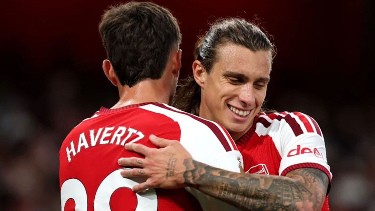 Arsenal, Coventry City'ye 3 attı