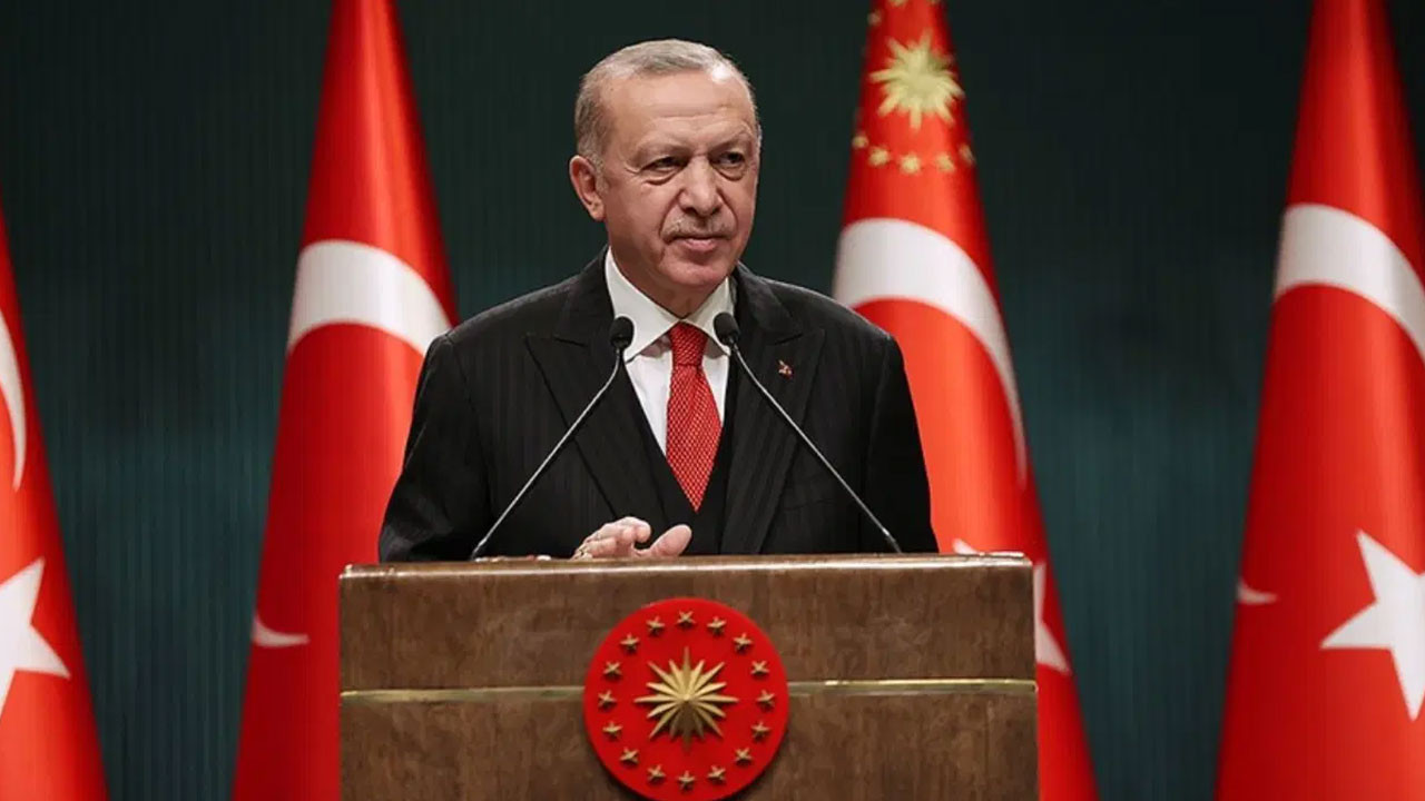 Cumhurbaşkanı Erdoğan'dan Zafer Bayramı mesajı