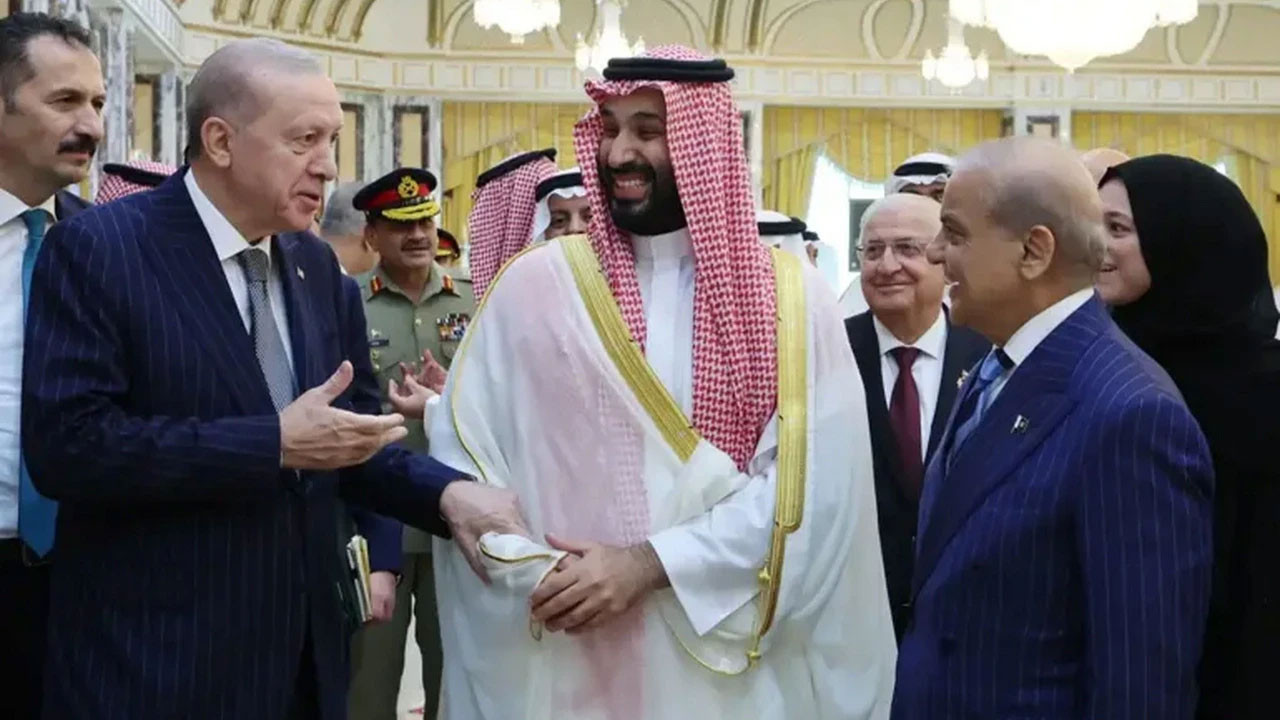 Mekke İttifakı yarın İstanbul'da: 3 ülkenin bakanları ve komutanları buluşuyor