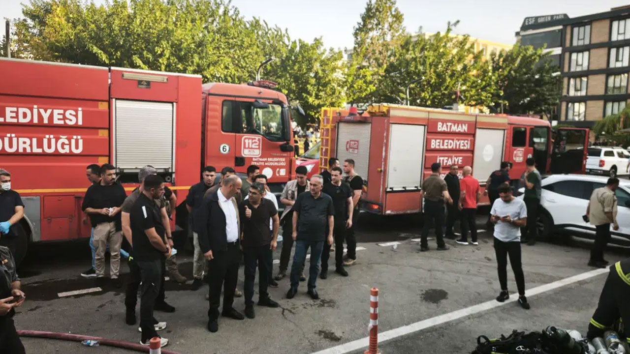 Batman'da spor salonunda çıkan yangında 2 kişi öldü, 10 kişi yaralandı