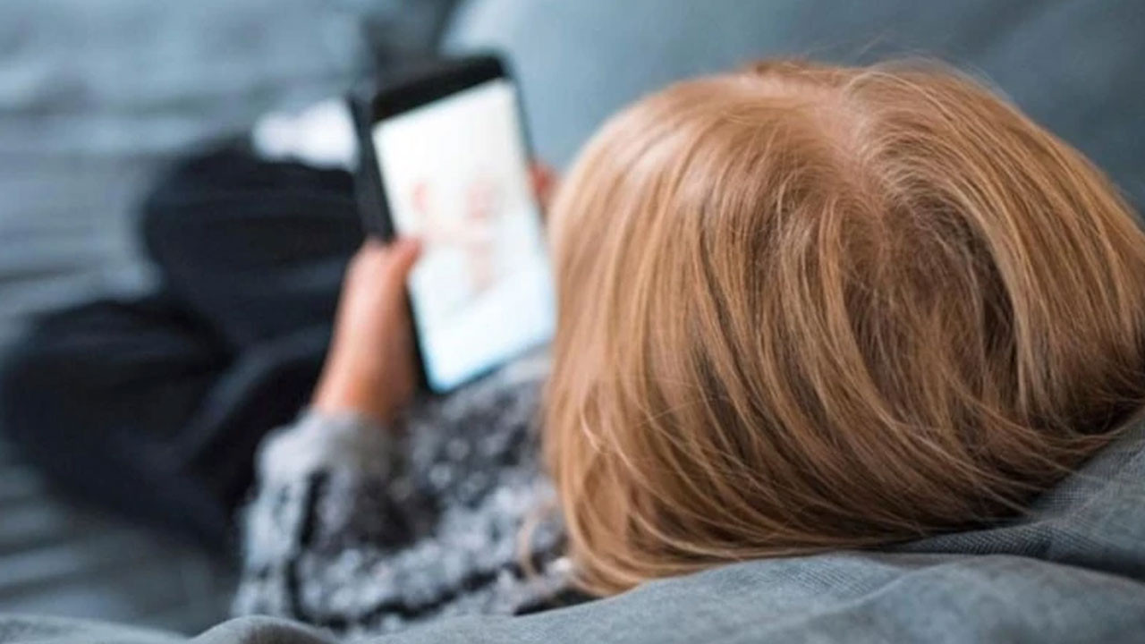 Polonya'da ilkokullarda cep telefonu kullanımı yasaklandı