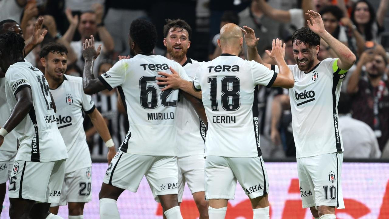 Beşiktaş'ın UEFA Avrupa Ligi kadrosu açıklandı: Rashica kararı