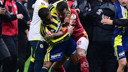 Galatasaray-Fenerbahçe derbisinin faturası kesildi! Abdülkerim Bardakcı ve Archie Brown'un cezaları belli oldu