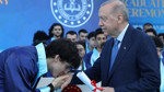 Erdoğan'ın torunu Ömer Tayyip Erdoğan mezun oldu! Diplomayı Cumhurbaşkanı verdi