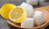 Küp şekerin limona etkisi! Bu yöntemle saklayınca haftalarca limon bozulmuyor.