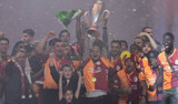 Galatasaray RAMS Park'ta şampiyonluk kupasına kavuştu
