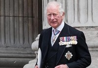 İngiltere Kralı Charles, kanser tedavisinin geçici yan etkileri nedeniyle hastaneye kaldırıldı
