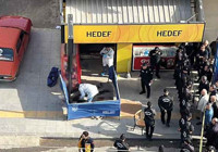 Dehşet zinciri... Önce anne ve oğlunu ardından büfeciyi öldürdü