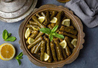 Yaprak sarmayı pişirirken ekleyin! Dağılmıyor, tam kıvamında oluyor