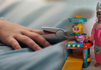 Henüz 2 yaşında, sağlıklı bir bebekti... Aniden rahatsızlandı, doktor 'bademcik iltihabı' dedi | Küçük kızı 16 saat sonra hayattan koparan o hastalık neydi?