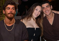 İlişkisi dolu dizgin devam ediyor! Yiğit Poyraz'dan romantik kutlama