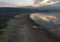 Sakarya ve Kocaeli için risk büyüyor! Sapanca Gölü santim santim çekildi! Kıyılar karaya dönüştü