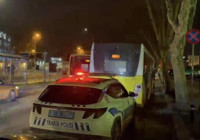 İstanbul - Fatih'te İETT otobüsünün çarptığı kadın yaralandı