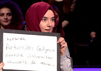 Kızılay'dan Ümmü Gülsüm'e iş teklifi