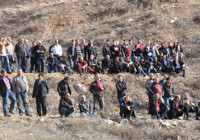 Stadyuma giremeyen taraftarlar maçı dağlardan izledi