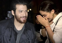 Can Yaman mekanda uyuyakaldı!