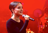 Nazlı Çelik ekran başındakilerden tam not aldı