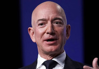 Jeff Bezos kendi rekorunu kırarak 'tarihin en zengin insanı' oldu