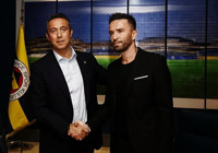 Fenerbahçe'de Gökhan Gönül ile yollar ayrıldı