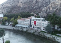 Amasya'da nehir manzaralı otel, kız öğrencilere yurt oldu