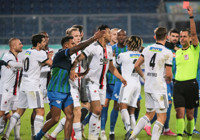 Rizespor - Beşiktaş maçında ortalık karıştı!
