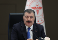 Sağlık Bakanı Koca: Sağlık çalışanlarına karşı sabırlı ve anlayışlı olmalıyız