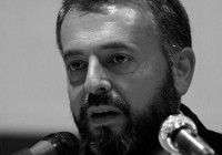 Yazar Mevlana İdris Zengin hayatını kaybetti