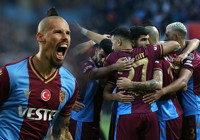 Yazarlardan eleştiri: Oyun değil, tabela önemli
