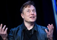 Dünyanın en zengin insanı yine Musk